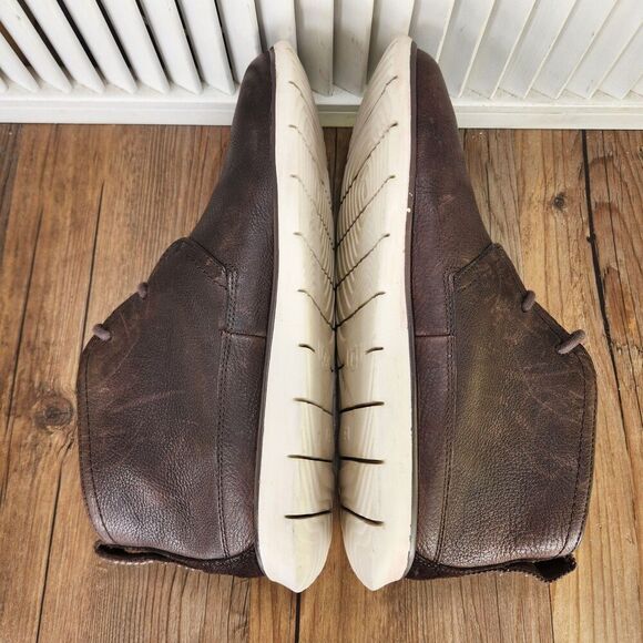 UGG Freamon Chukka Boots Mens Size 11 Brown Leather Preppy Ankle Shoes 1013234 main image 4